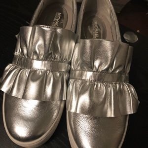 Micheal Kors, Semi New..